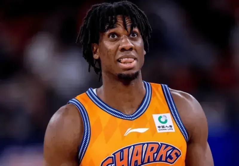 世界杯在线投注-卢伟就偷着乐吧！三大内线足以摧毁攻守，签白边成最佳引援！